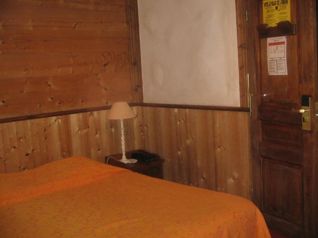 Le Relais De L'Abbaye Ξενοδοχείο Tournus Δωμάτιο φωτογραφία